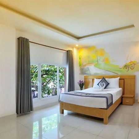 U And Me Hotel Tan Phong Zewnętrze zdjęcie